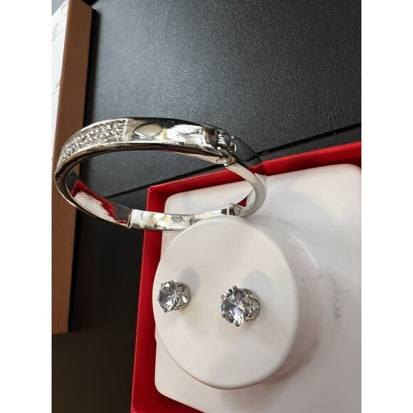 Kim Rogers Stunning Silver Faux Diamond Hinged Bangle Bracelet w Earrings Set - Picture 4 of 9